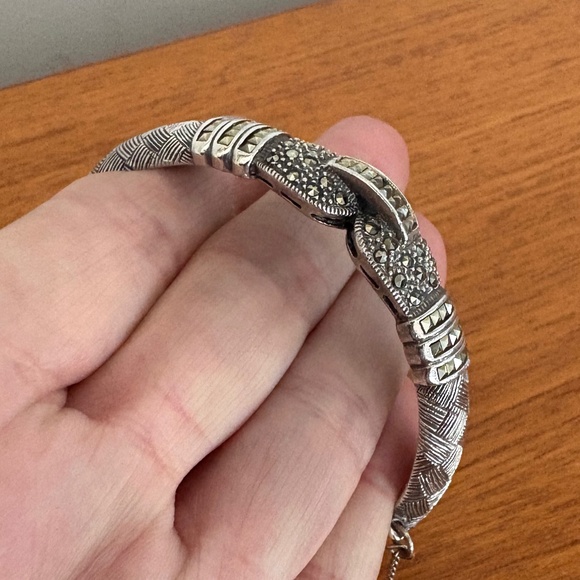Gorgeous Marcasite Sterling Silver Bracelet - Picture 4 of 16